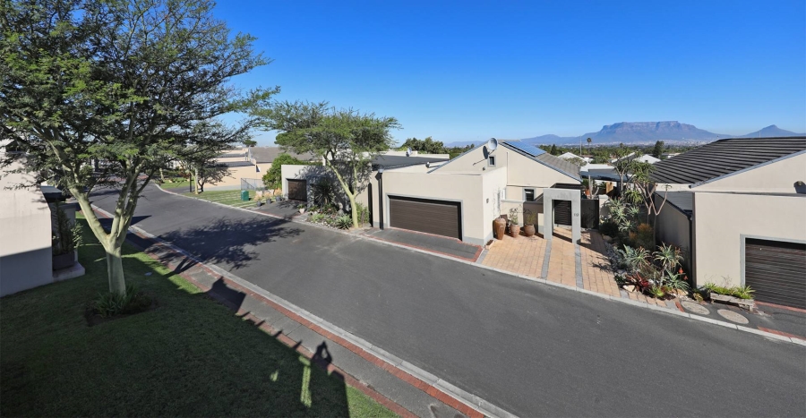 3 Bedroom Property for Sale in Plattekloof Western Cape
